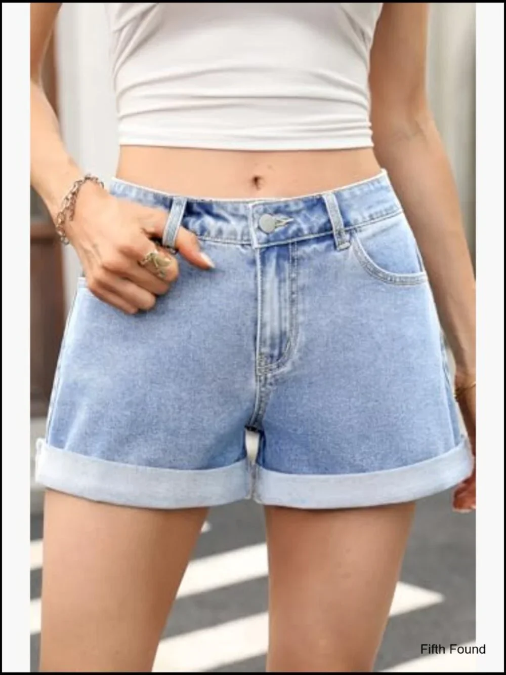 Low Rise Baggy Cuffed Denim Shorts with Pockets Loose Fit Jorts